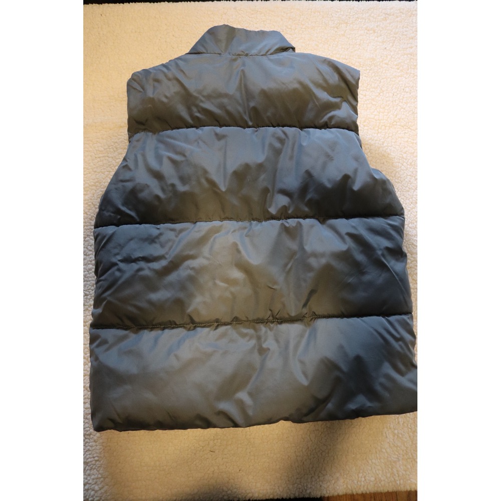 Old Navy Kids Gray Puffer Vest Mock Neck Full Zip Size Medium 8 Quilted Layering - Picture 4 of 4